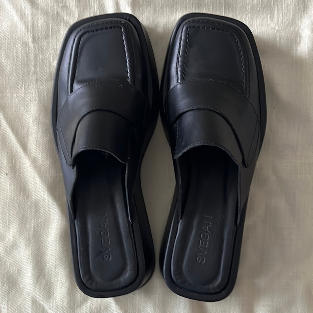 Alohas Square Toe Black Vegan Mules 8.5/39